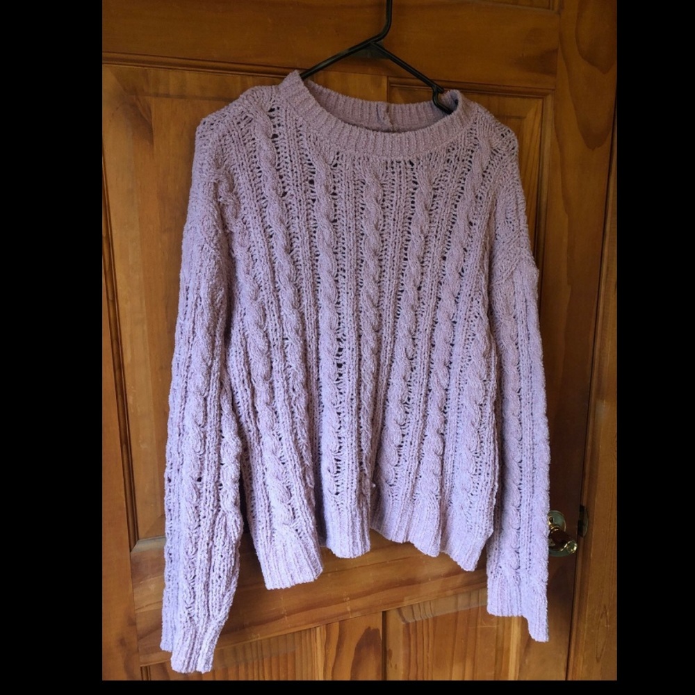 American Eagle Sweater